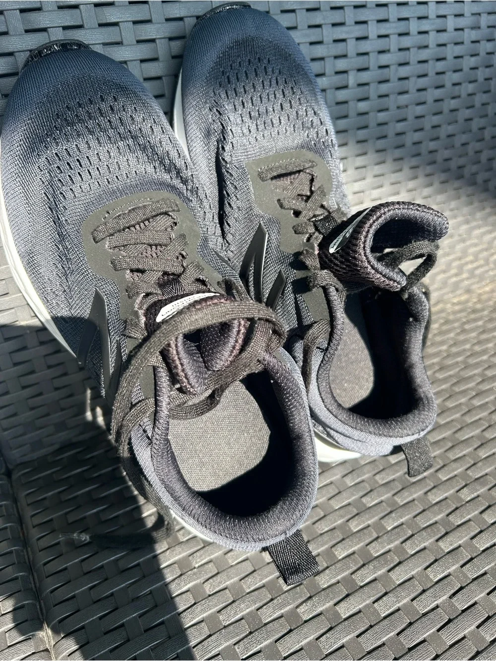 New Balance Ladies Fresh Foam Arishi v3 Running Shoes - Black - Size 9